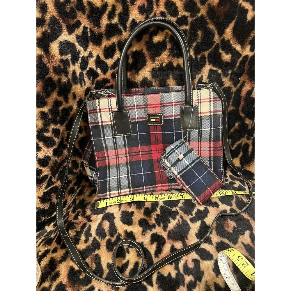 Tommy Hilfiger Plaid Purse With Phone Case Vintage NWOT‎